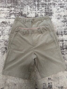 Vineyard Vines Performance Boys Khaki Shorts Size 10 Bundle